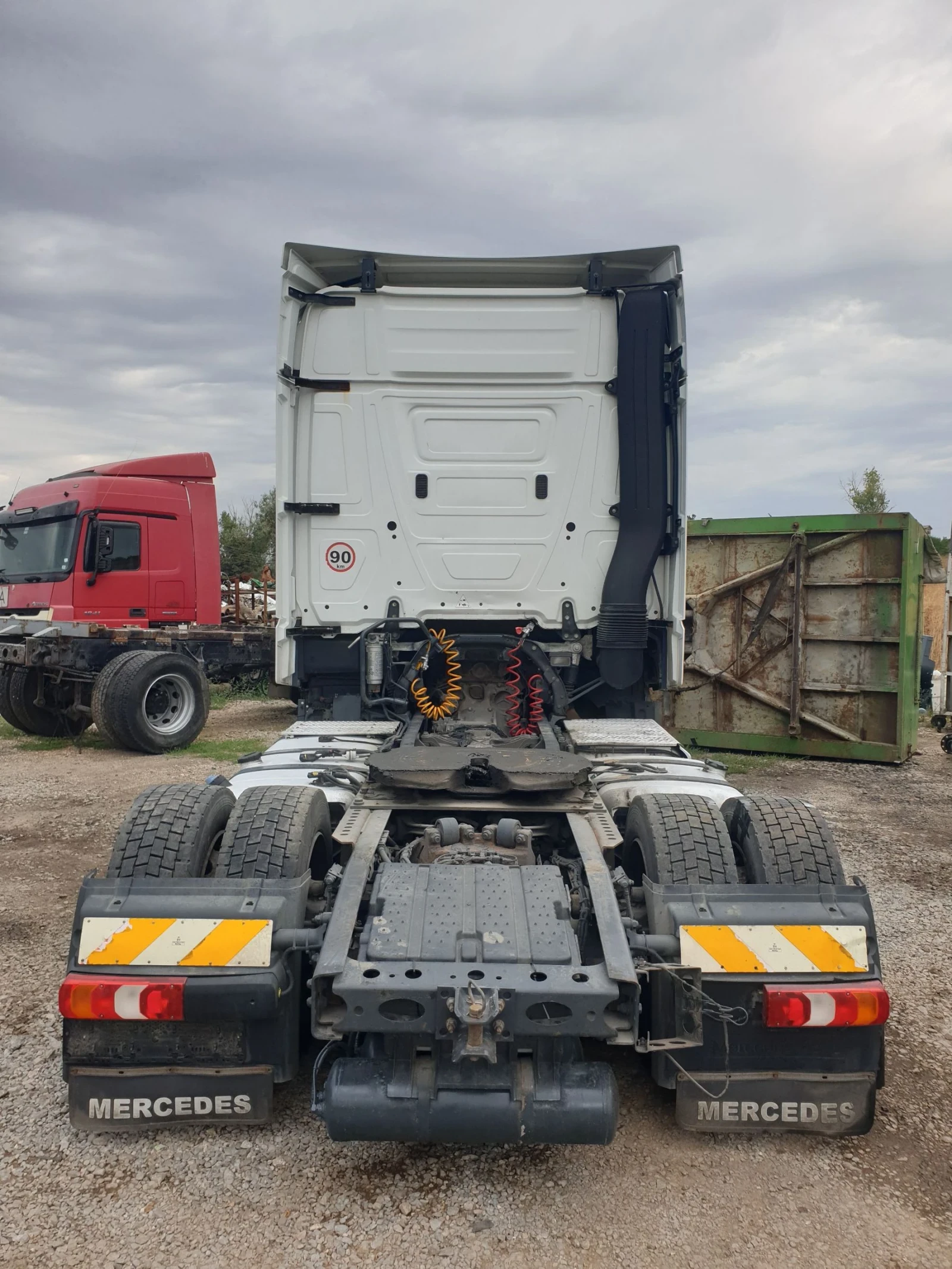 Mercedes-Benz Actros МЕГА - изображение 4