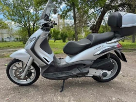 Piaggio Beverly 