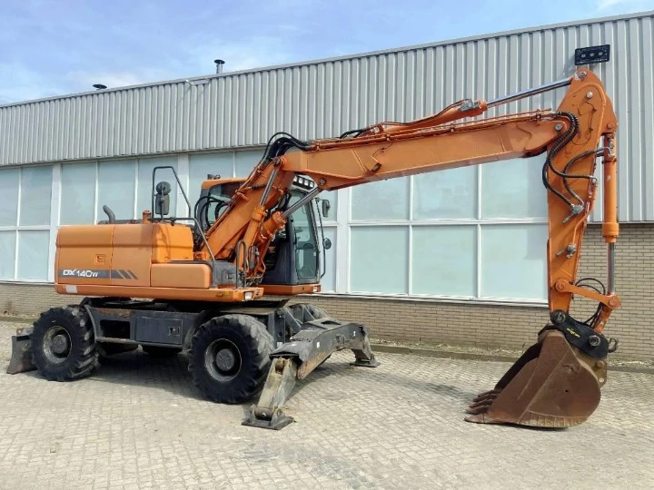 Багер DOOSAN DX 140 W, снимка 8 - Индустриална техника - 46751459