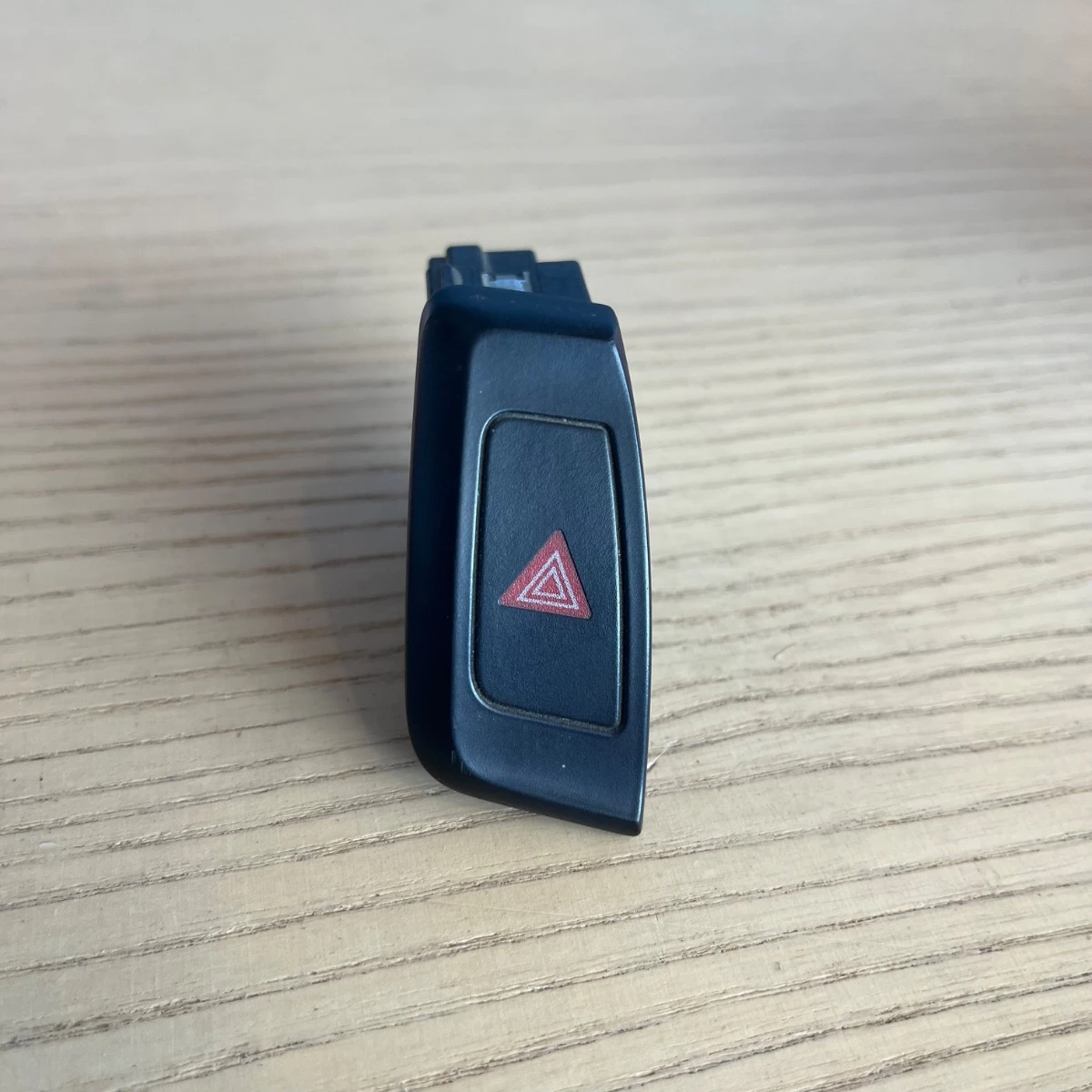 Бутон аварийни за Audi A5 8K1941509-3322