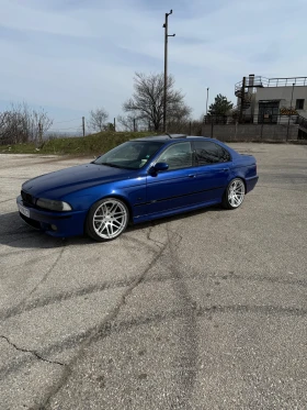 ������ BMW 530