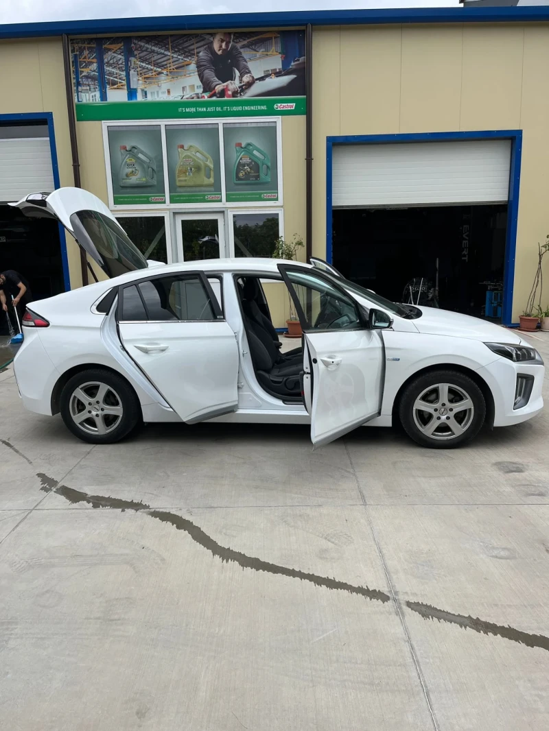 Hyundai Ioniq, снимка 7 - Автомобили и джипове - 47306942