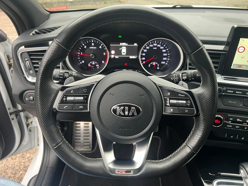 Kia Pro ceed 1.6D/136HP/DCT7/GTLINE/CAM/LED/18&#39;&#39;/419b, снимка 6 - Автомобили и джипове - 47925834