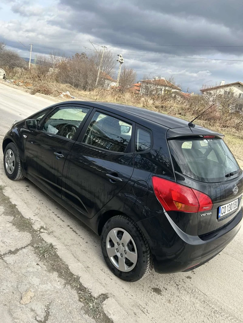 Kia Venga, снимка 4 - Автомобили и джипове - 48037792