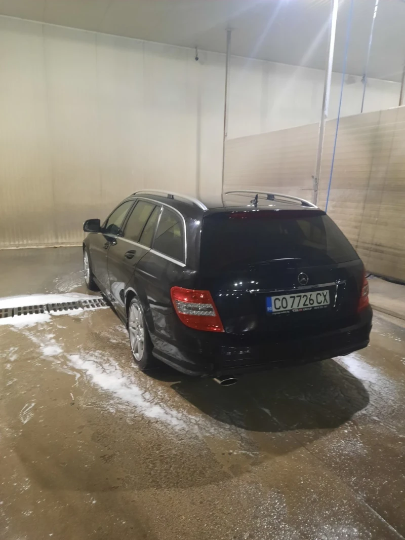 Mercedes-Benz C 220, снимка 9 - Автомобили и джипове - 49101002