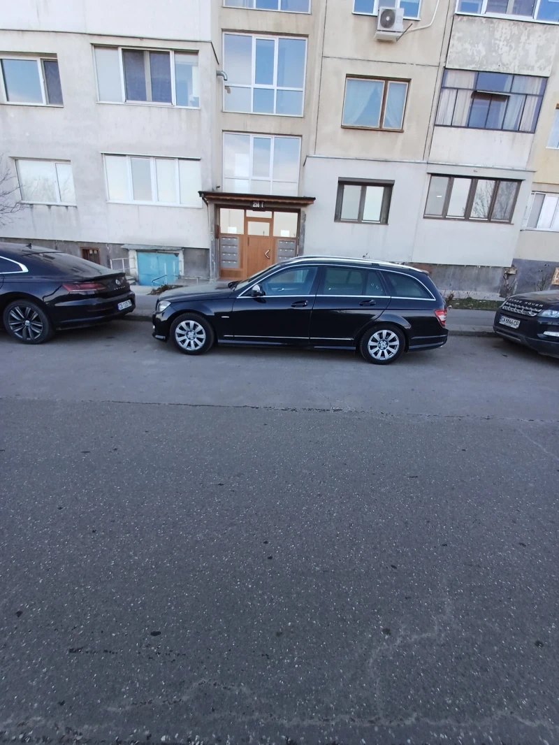 Mercedes-Benz C 220, снимка 4 - Автомобили и джипове - 49101002