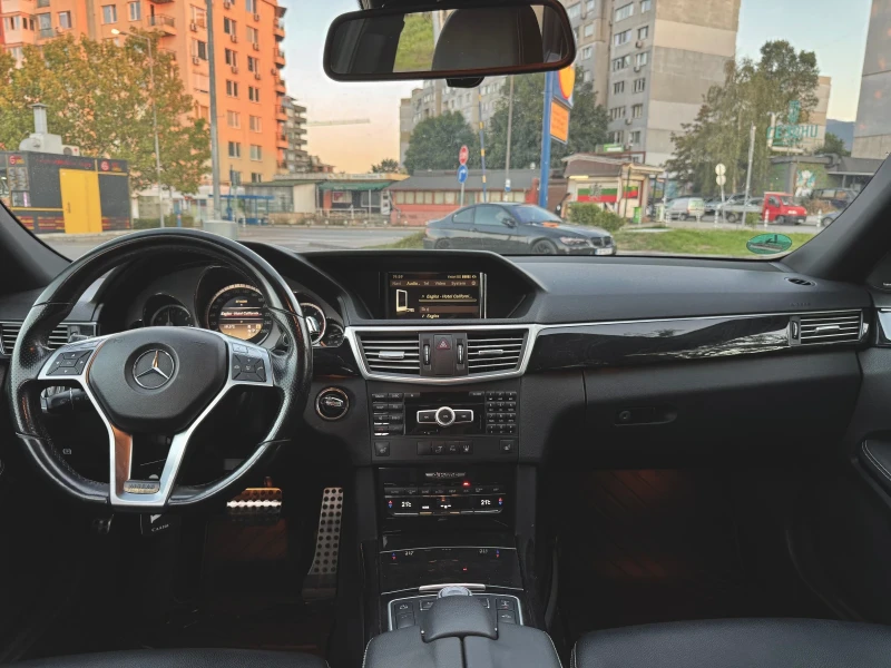 Mercedes-Benz E 350, снимка 12 - Автомобили и джипове - 52510941