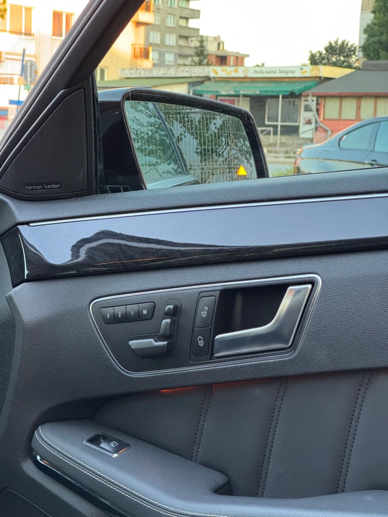 Mercedes-Benz E 350, снимка 9 - Автомобили и джипове - 52510941
