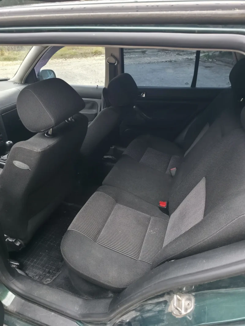 VW Golf, снимка 9 - Автомобили и джипове - 52526293