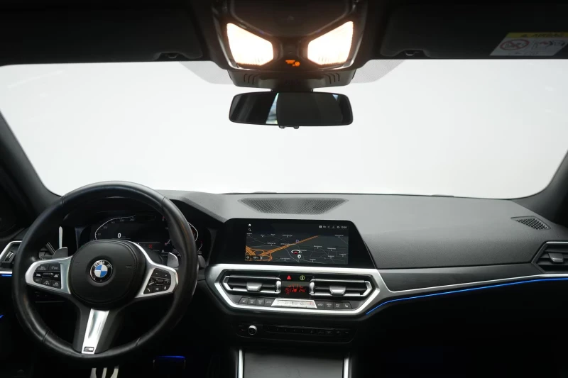 BMW 330 d/256HP/TOURING/M-SPORT/PANO/H&K/NAVI/CPLAY/571g, снимка 8 - Автомобили и джипове - 52367183