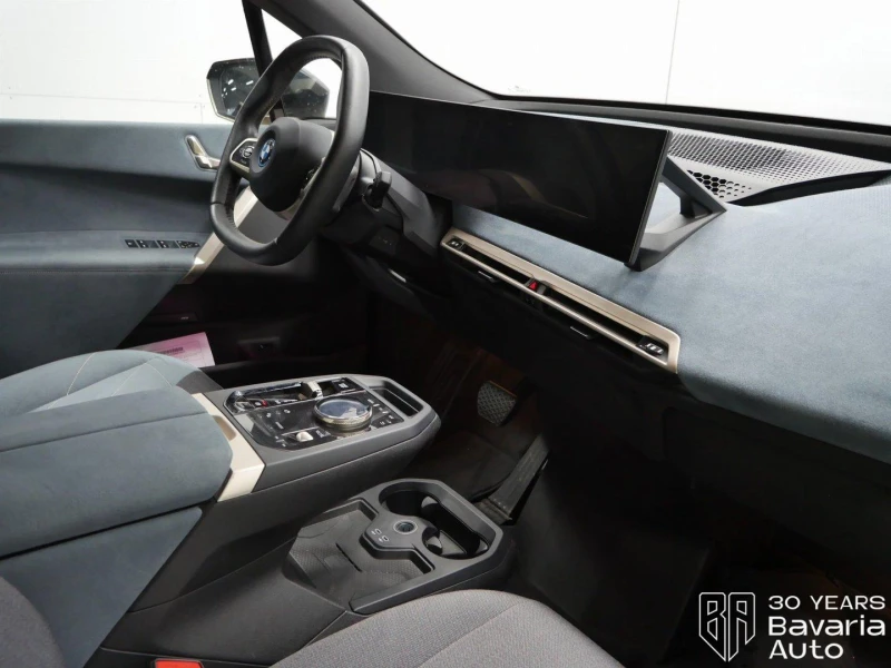 BMW iX 40 xDrive Sport, снимка 7 - Автомобили и джипове - 52727836