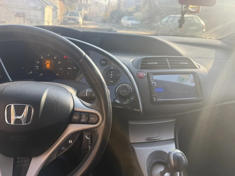 Honda Civic, снимка 10 - Автомобили и джипове - 52740049