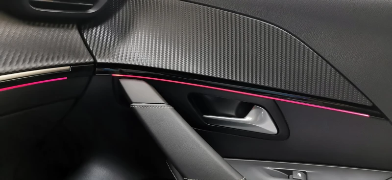 Peugeot 208 GT, снимка 9 - Автомобили и джипове - 52874153