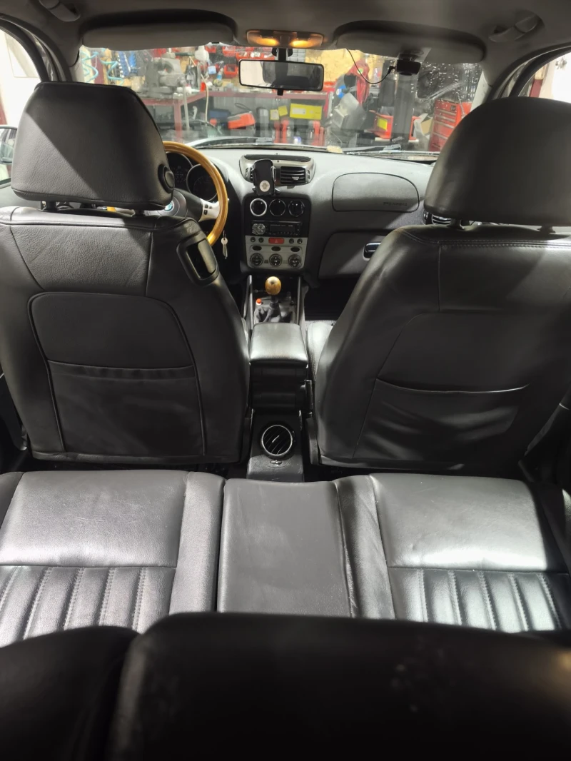 Alfa Romeo 147 2.4 20v jTD, снимка 9 - Автомобили и джипове - 52943029