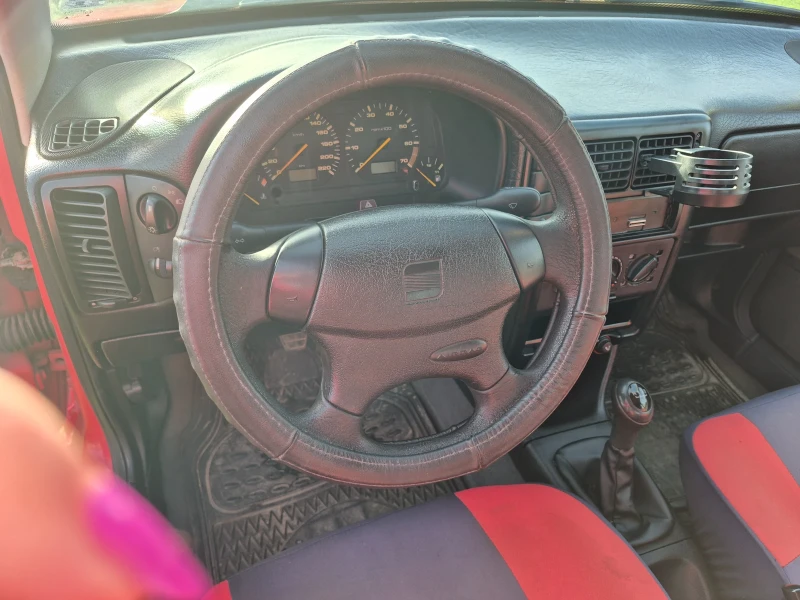 Seat Cordoba 1.6, снимка 3 - Автомобили и джипове - 52955624