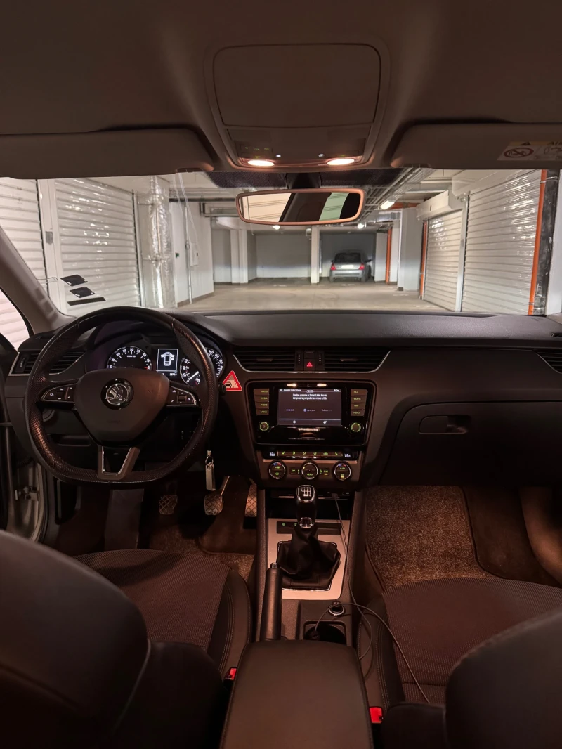 Skoda Octavia 2.0 TDI Elegance, снимка 15 - Автомобили и джипове - 53098578