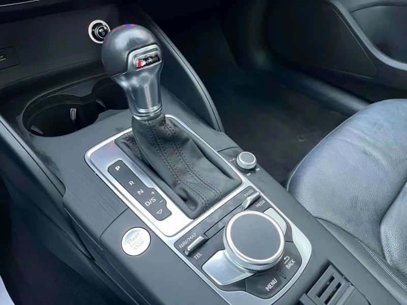 Audi A3 * Komfort * CARFAX * ПАНО * KEYLESS * ПОДГРЕВИ * , снимка 10 - Автомобили и джипове - 53584538