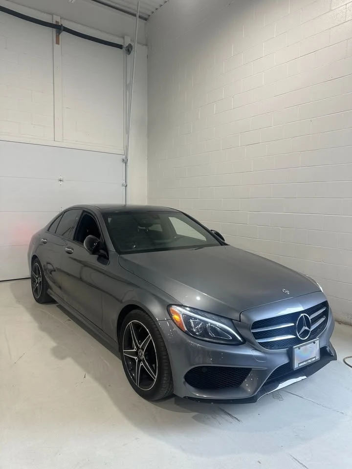 Mercedes-Benz C 300 4MATIC * * CARFAX * * АВТО КРЕДИТ * *  - изображение 2