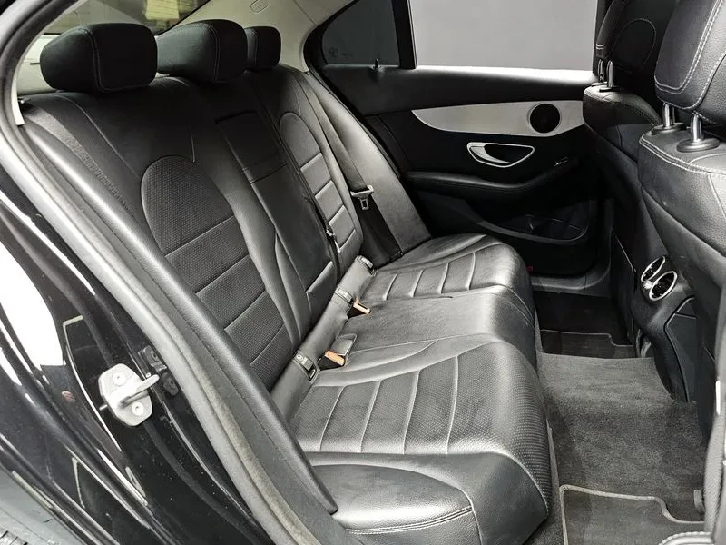 Mercedes-Benz C 220, снимка 12 - Автомобили и джипове - 54282442