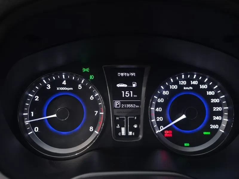 Hyundai Grandeur 2.4, снимка 8 - Автомобили и джипове - 54626072