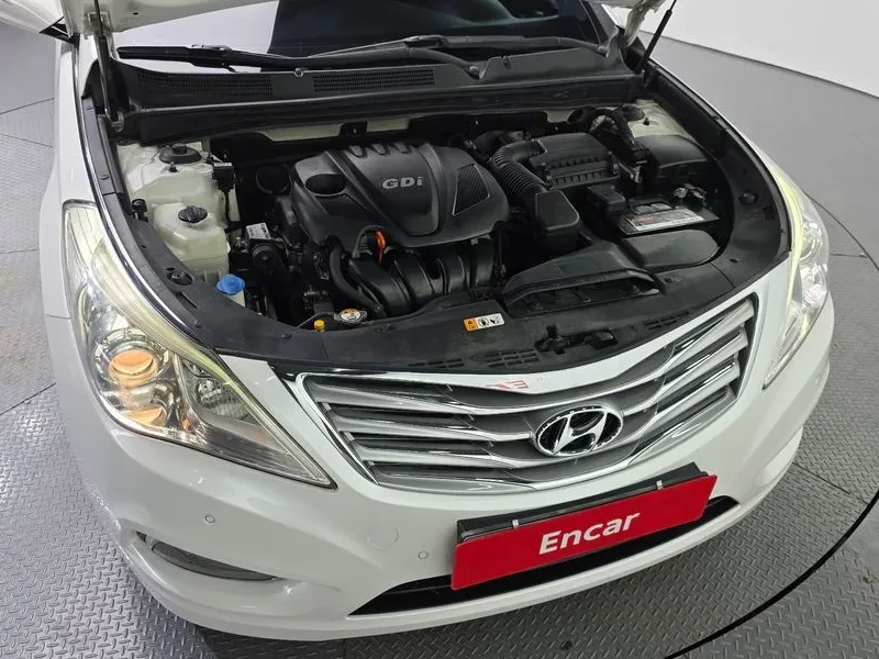 Hyundai Grandeur 2.4, снимка 6 - Автомобили и джипове - 54626072