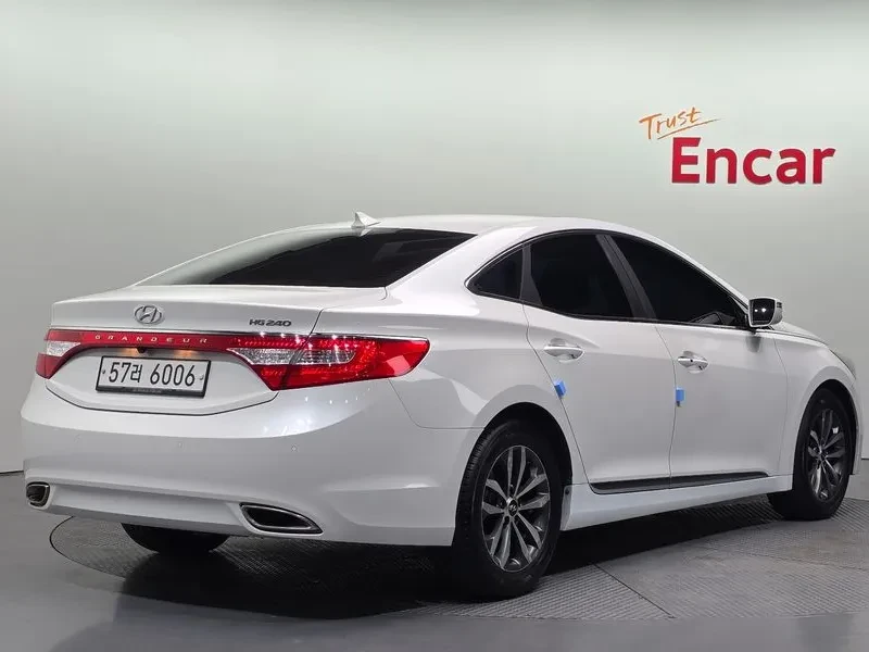 Hyundai Grandeur 2.4, снимка 2 - Автомобили и джипове - 54626072