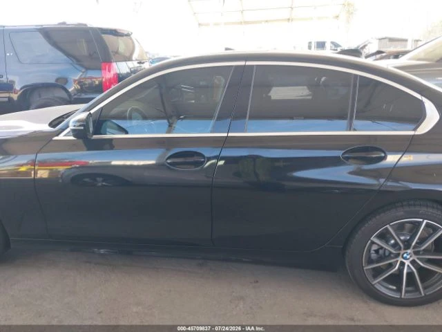 BMW 330 I АВТО КРЕДИТ КЛИП НА ДВИГАТЕЛ, снимка 3 - Автомобили и джипове - 55492531