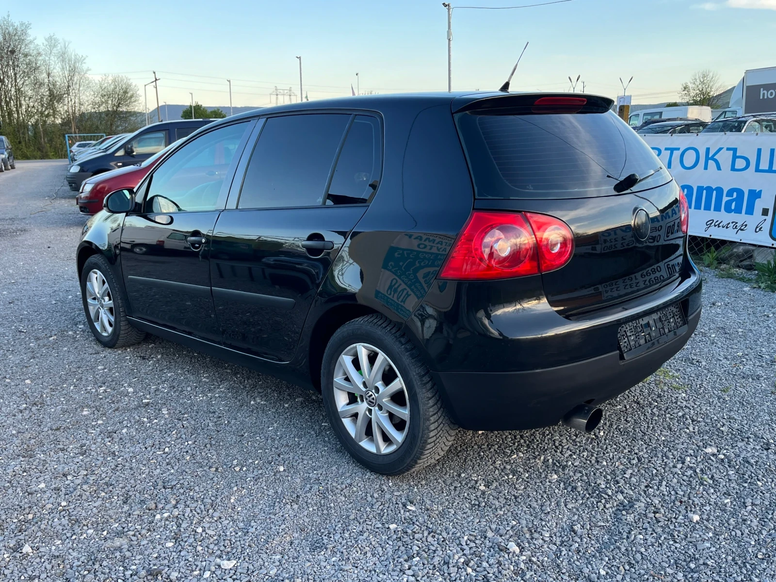 VW Golf 5  1.4i  trend - изображение 4