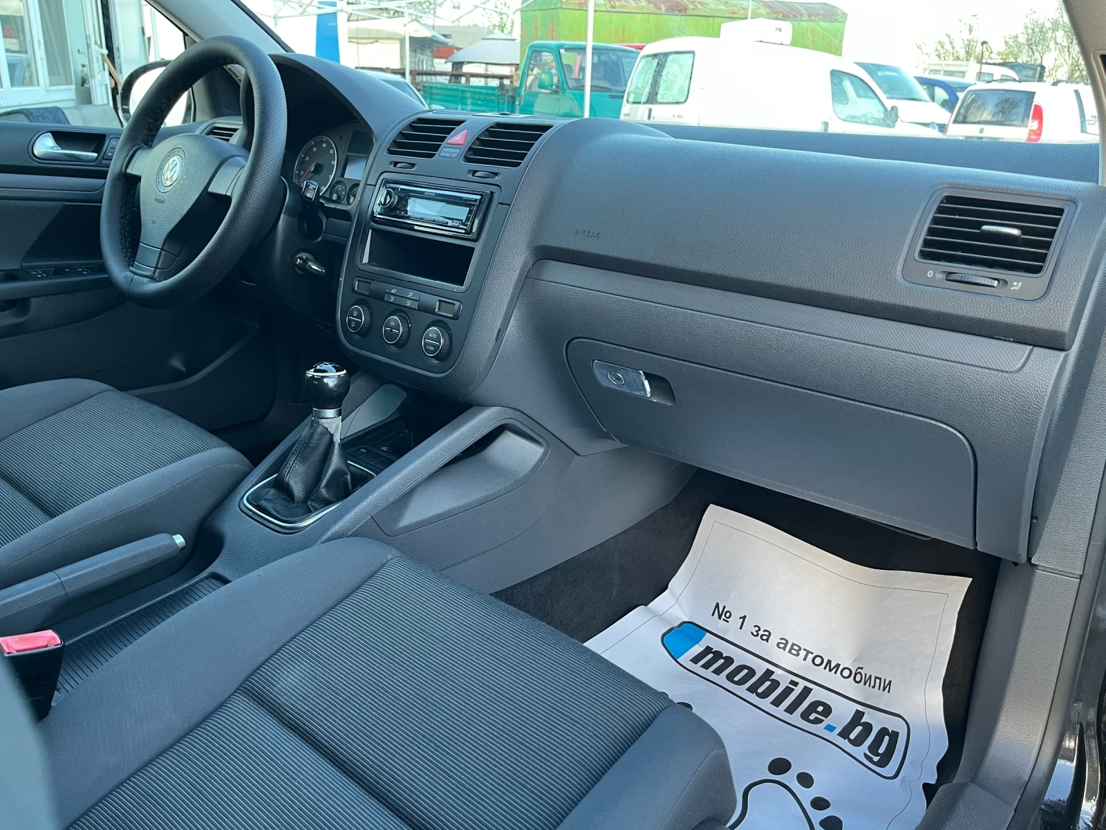VW Golf 5  1.4i  trend - изображение 10