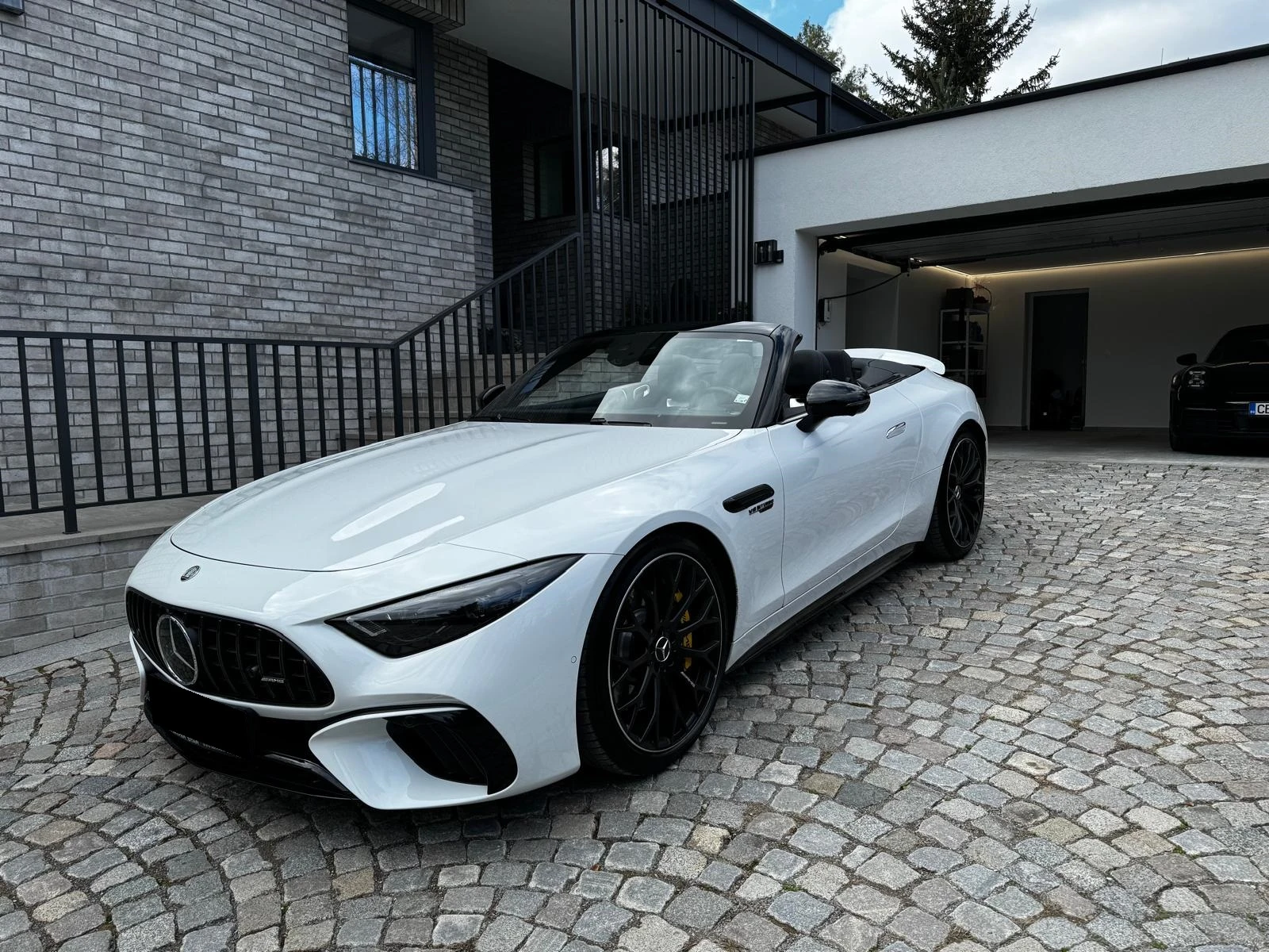 Mercedes-Benz SL 63 AMG 4 MATIC | Mobile.bg   1