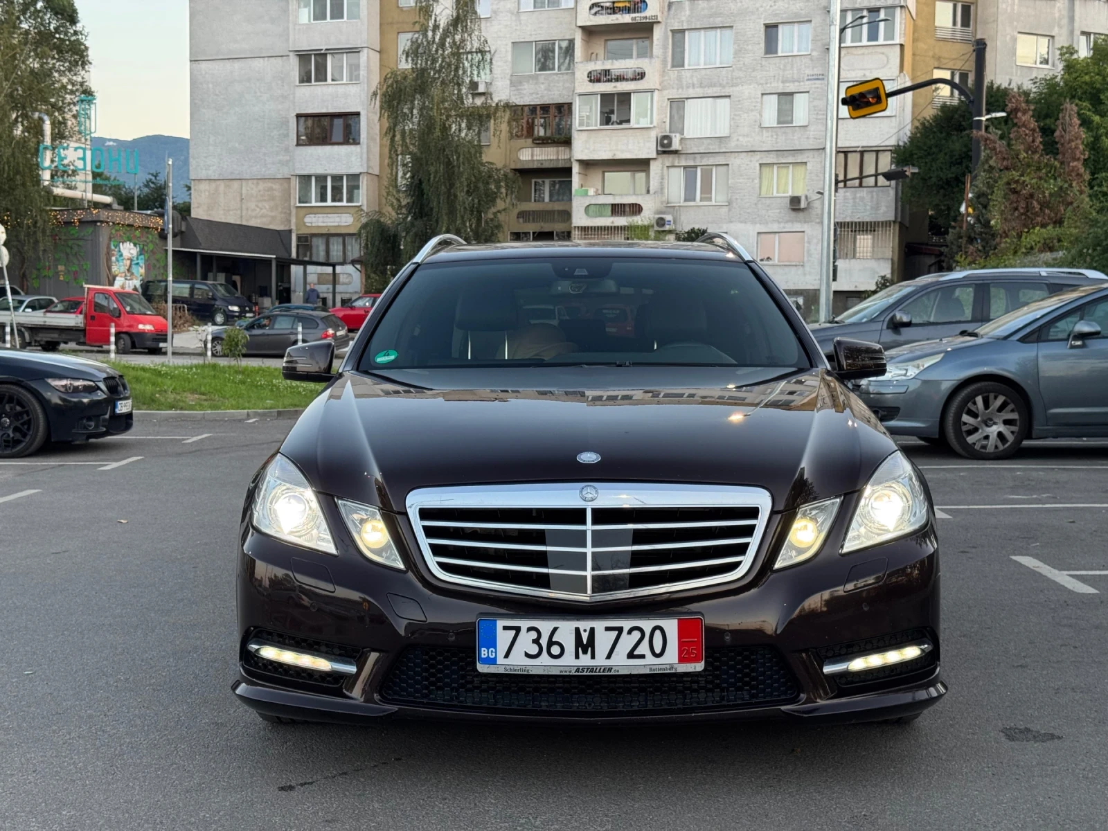 Mercedes-Benz E 350  - изображение 2