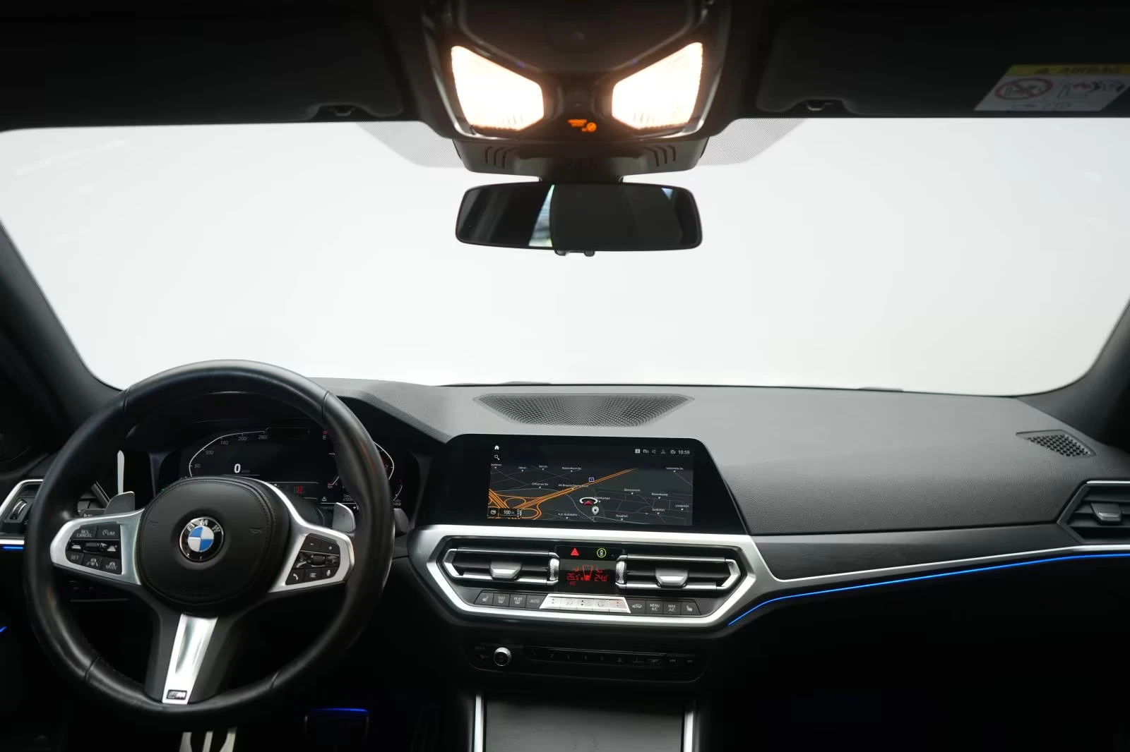 BMW 330 d/256HP/TOURING/M-SPORT/PANO/H&K/NAVI/CPLAY/571g - изображение 8