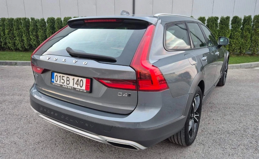Volvo V90 Cross Country D4 - изображение 5