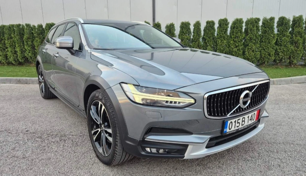Volvo V90 Cross Country D4 - изображение 7