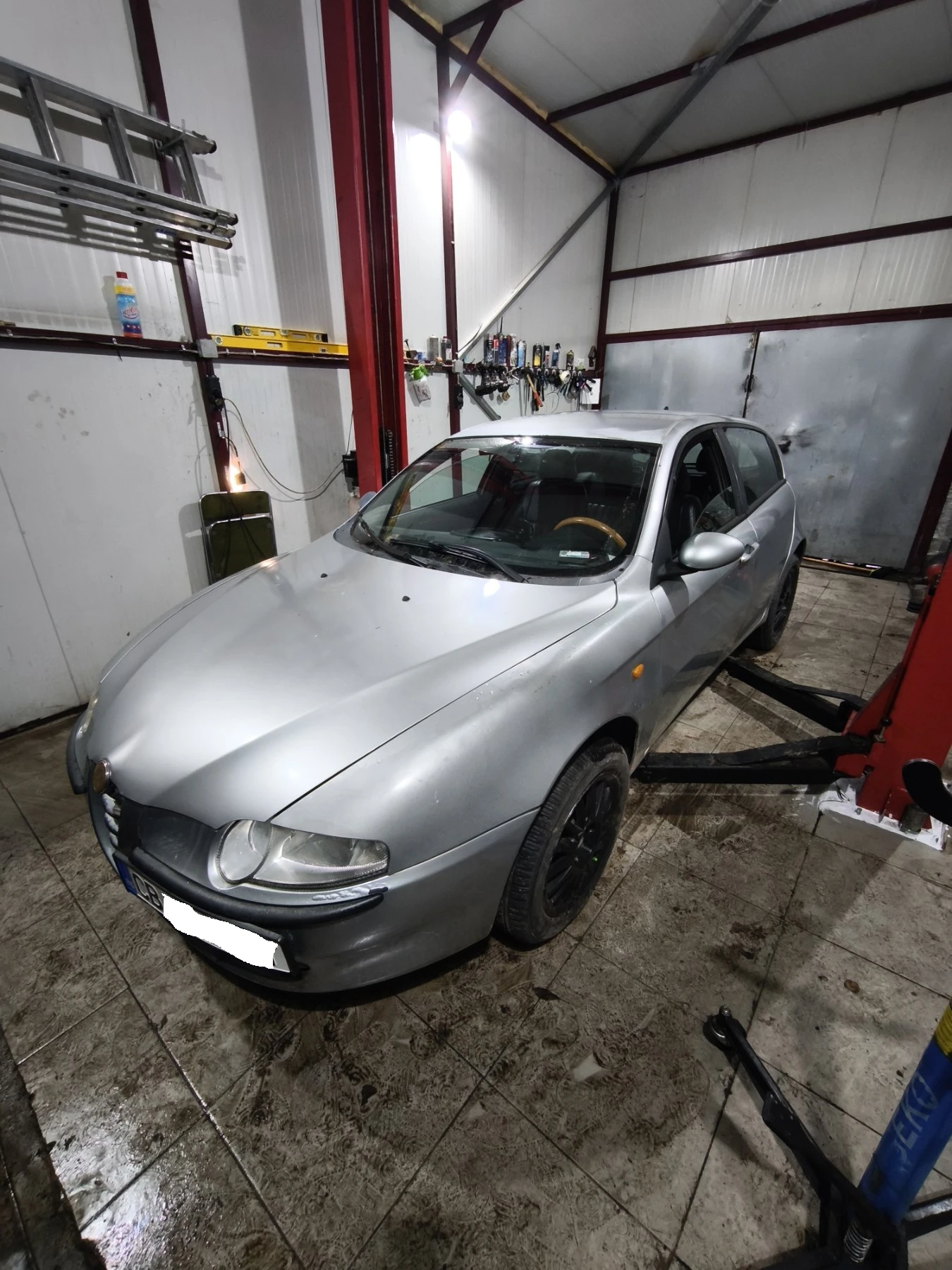 Alfa Romeo 147 2.4 20v jTD - изображение 2