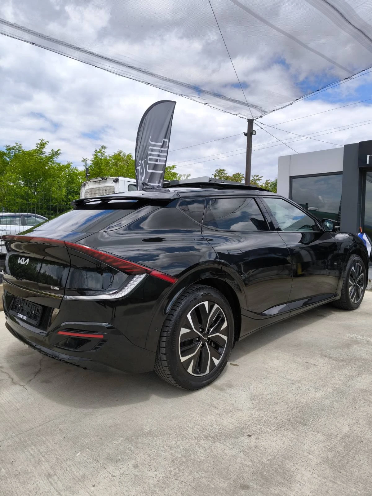 Kia EV6 GT LINE 77.4KWh RWD/HEADUP/360CAM/PANO/SOH100%, снимка 3 - Автомобили и джипове - 53121600