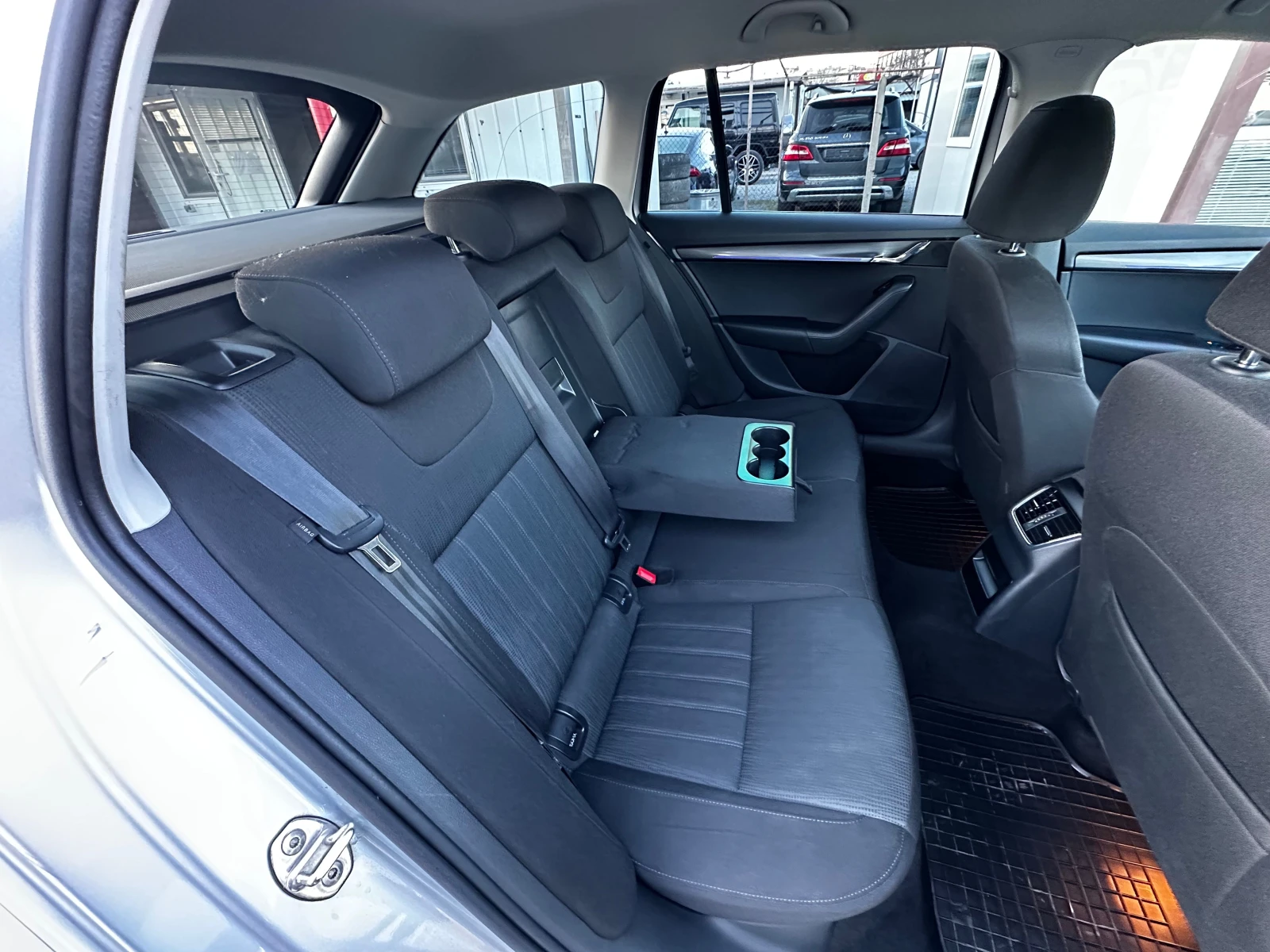 Skoda Octavia 2.0TDI 150�.� DSG 2020� | Mobile.bg � ����������� 12