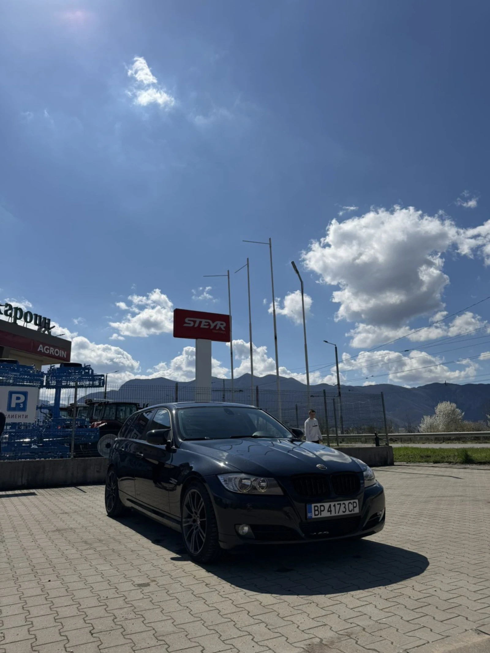 BMW 318, снимка 11 - Автомобили и джипове - 54123658