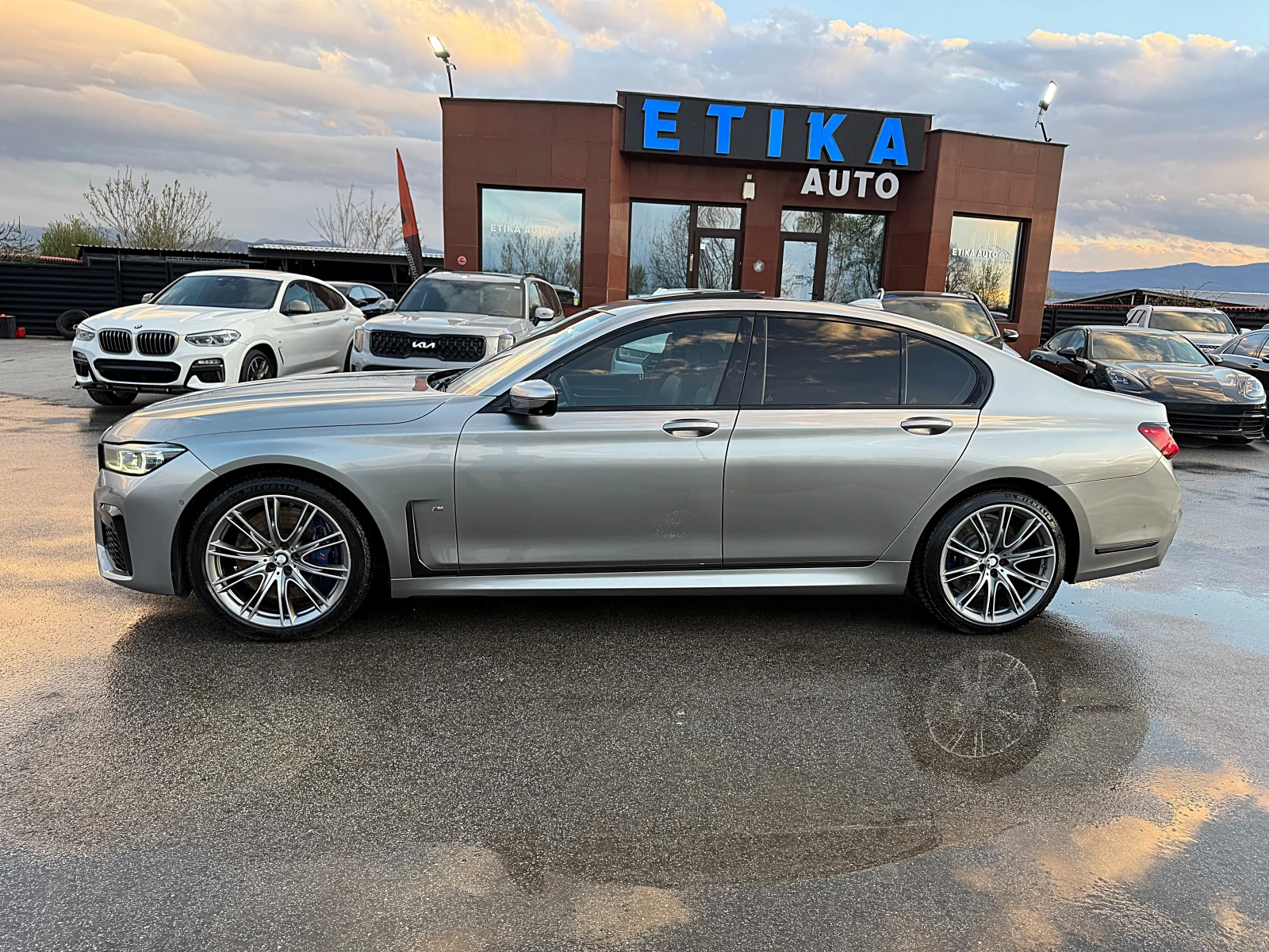 BMW 730 FACE-xDrive-Distronik-Hesd Up-Vakum-360Kameri-FULL, снимка 4 - Автомобили и джипове - 54181154
