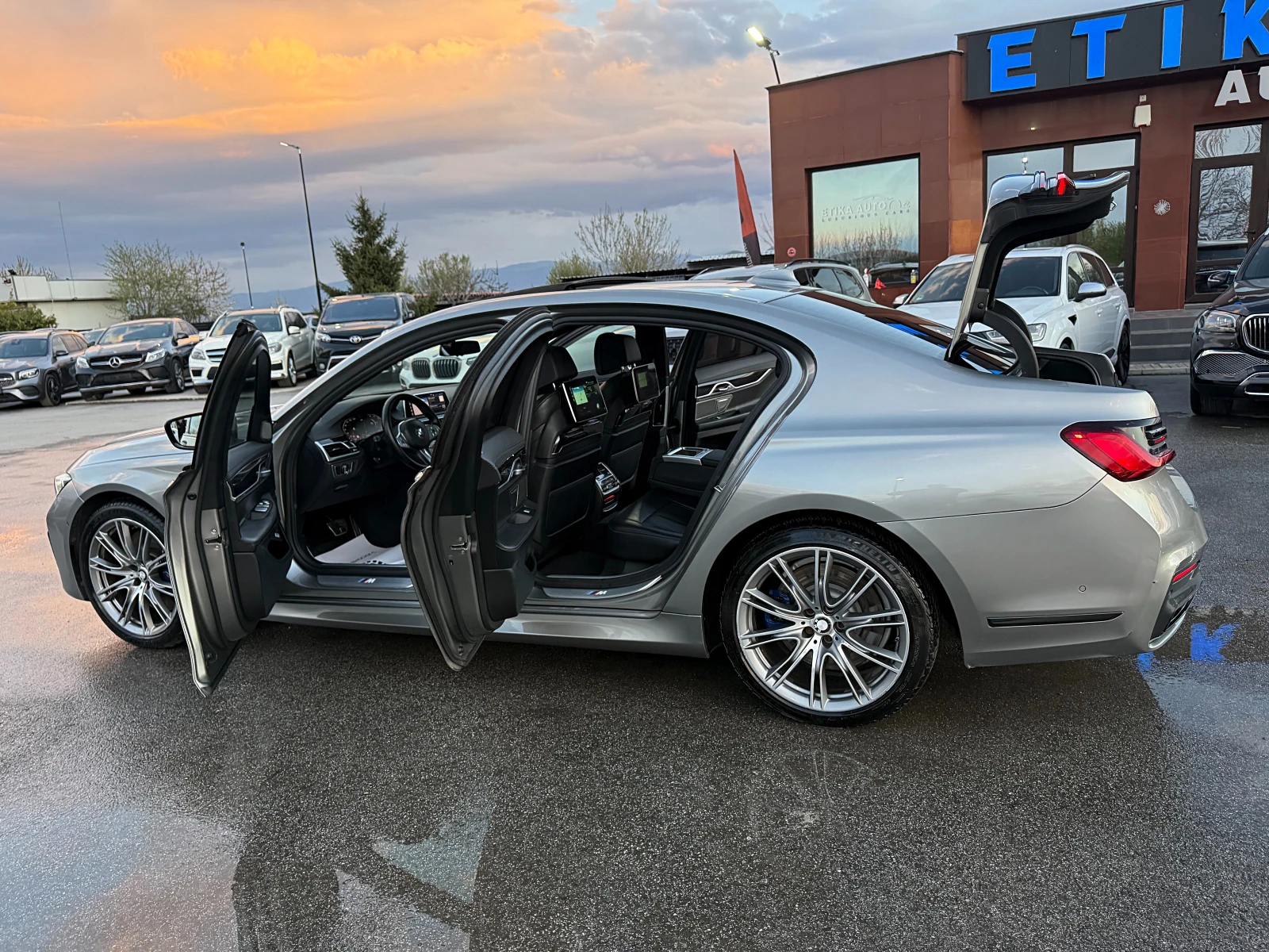 BMW 730 FACE-xDrive-Distronik-Hesd Up-Vakum-360Kameri-FULL, снимка 14 - Автомобили и джипове - 54181154