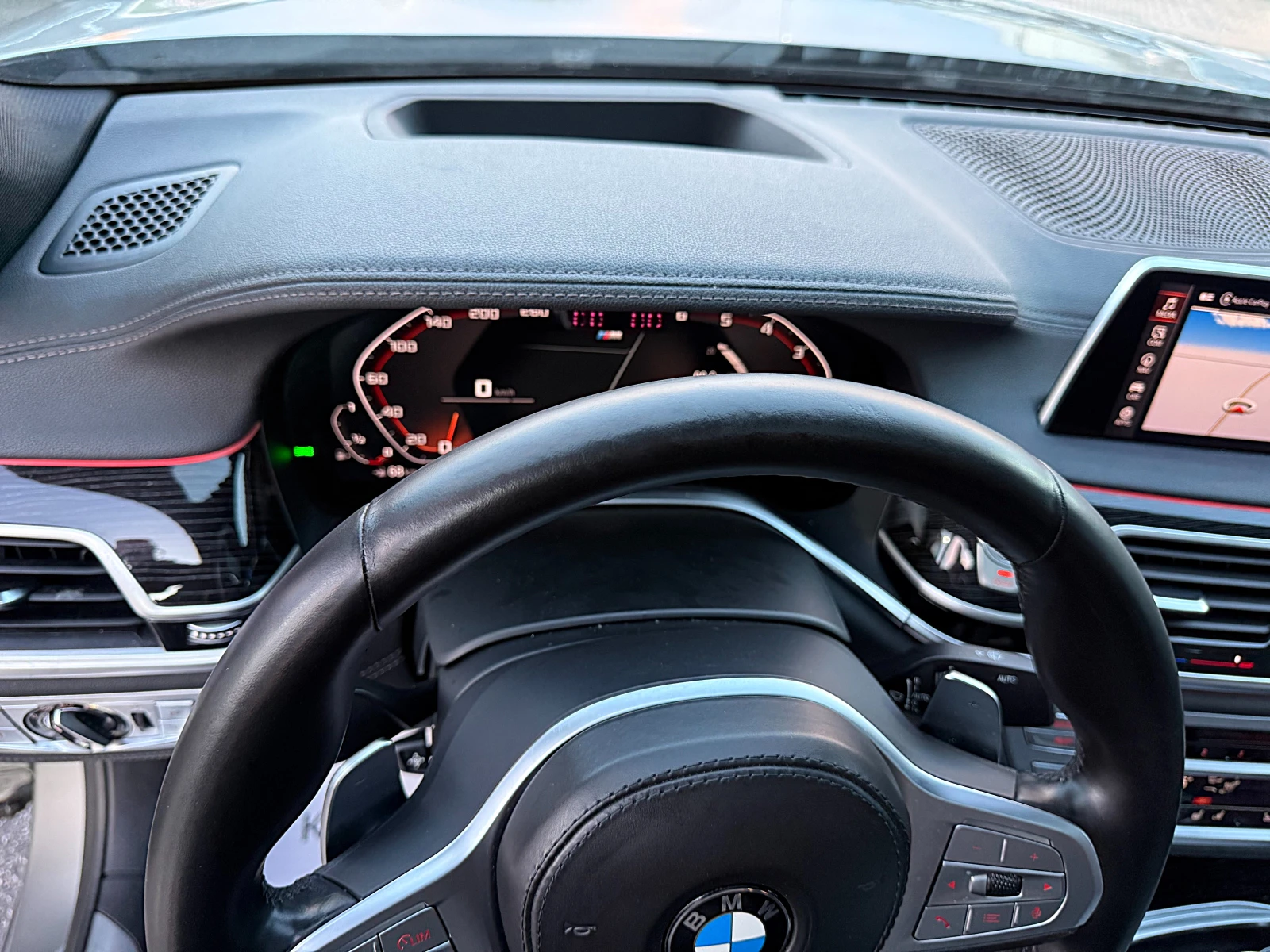 BMW 730 FACE-xDrive-Distronik-Hesd Up-Vakum-360Kameri-FULL, снимка 10 - Автомобили и джипове - 54181154