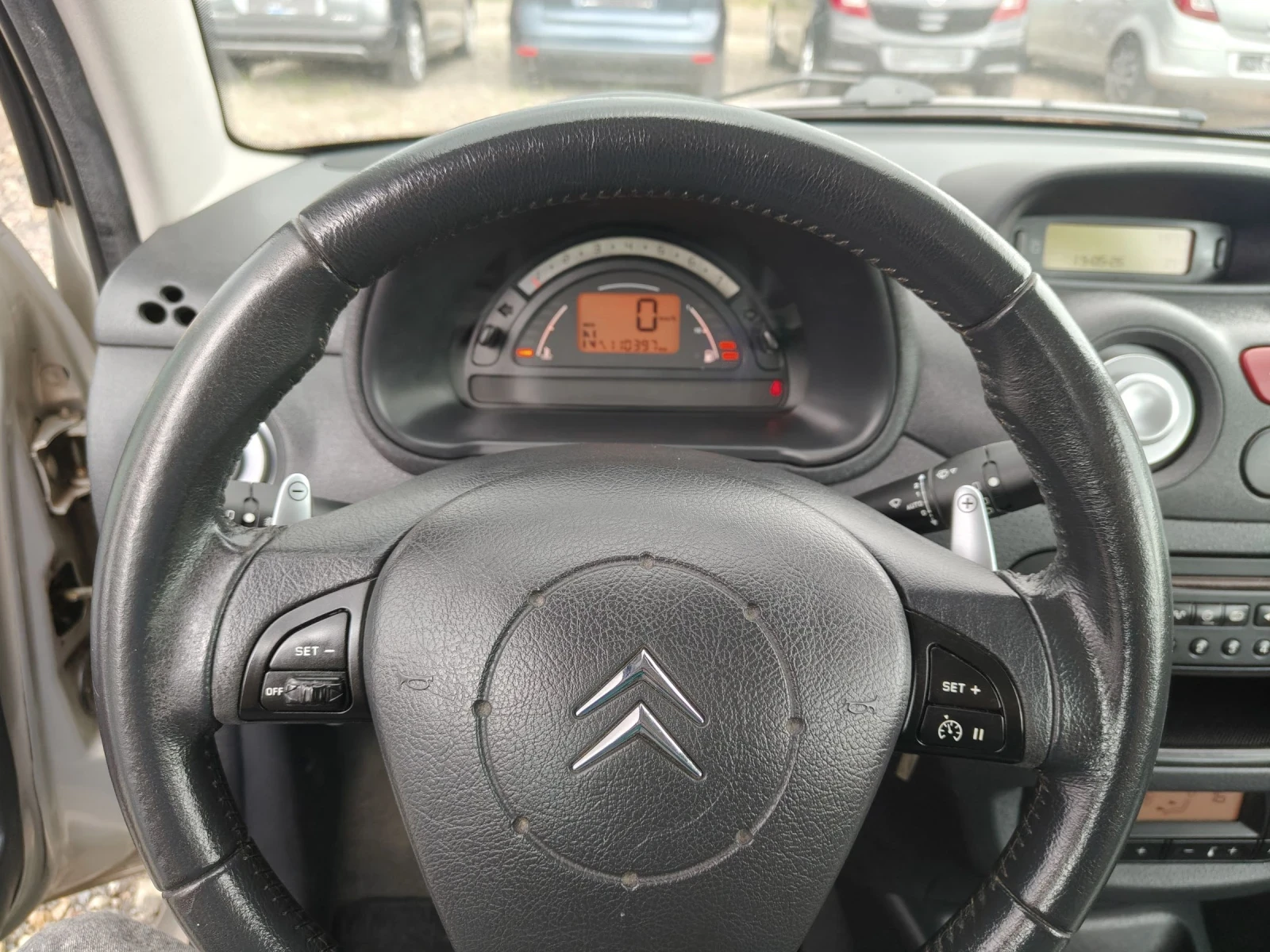 Citroen C3 1.6i automatic 110 Хил.км, снимка 13 - Автомобили и джипове - 54609296
