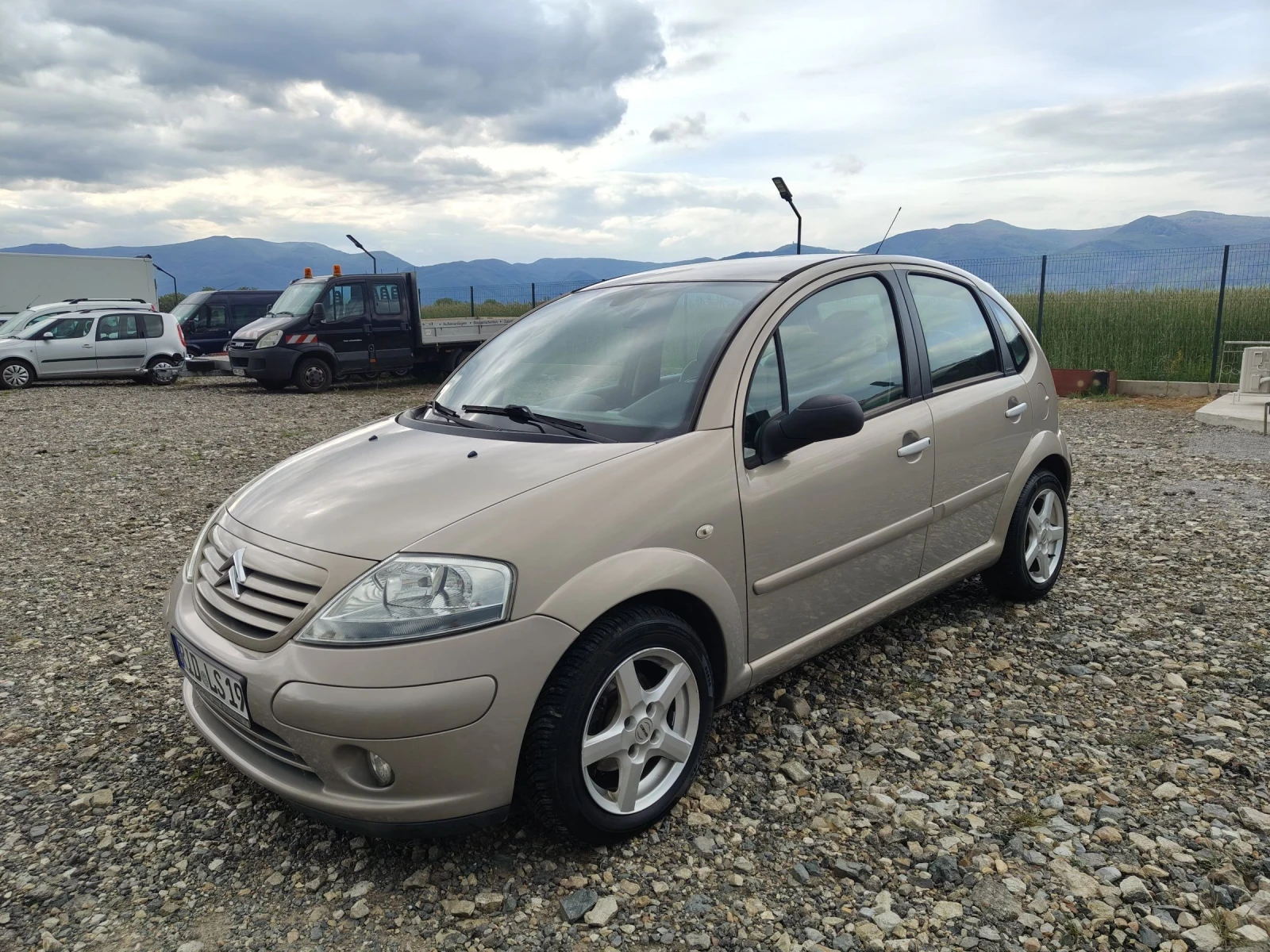 Citroen C3 1.6i automatic 110 Хил.км, снимка 3 - Автомобили и джипове - 54609296