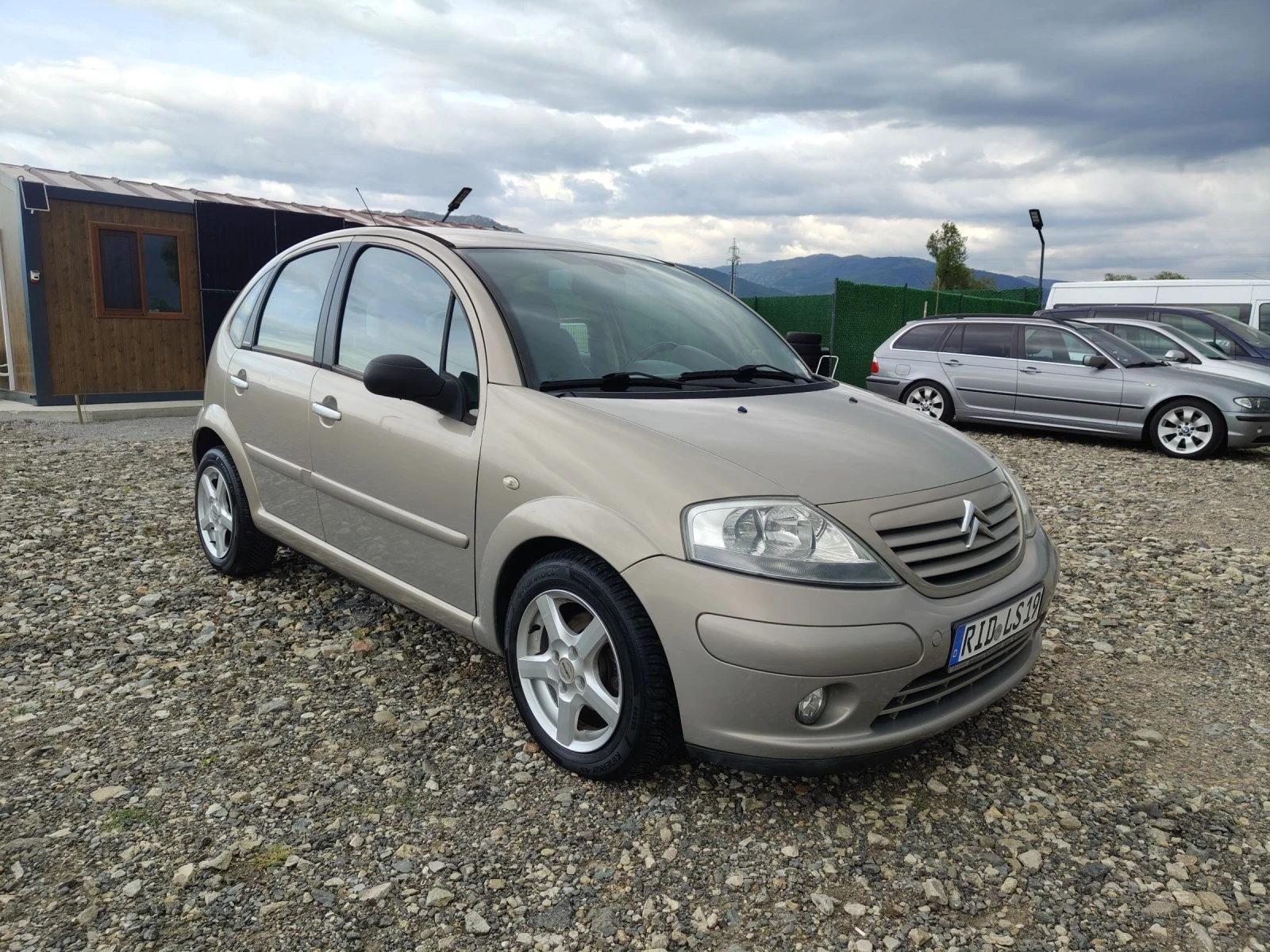 Citroen C3 1.6i automatic 110 Хил.км, снимка 9 - Автомобили и джипове - 54609296