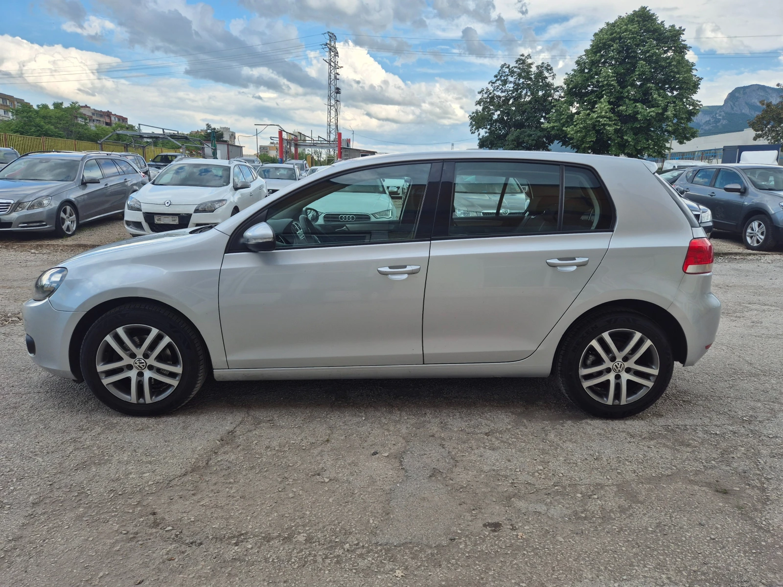 VW Golf 1.6TDI 105К.С. ITALY, снимка 8 - Автомобили и джипове - 54767007