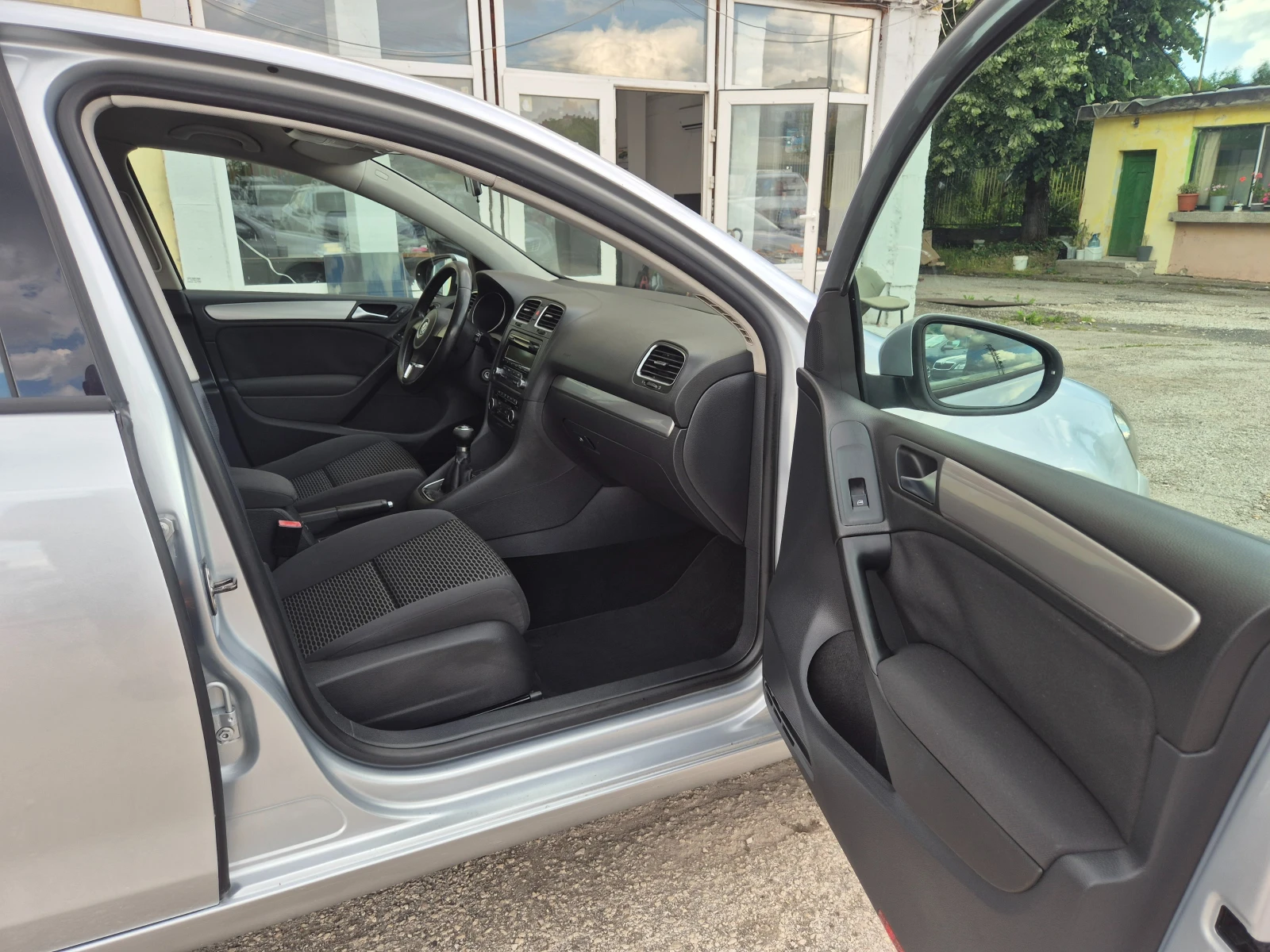 VW Golf 1.6TDI 105К.С. ITALY, снимка 11 - Автомобили и джипове - 54767007