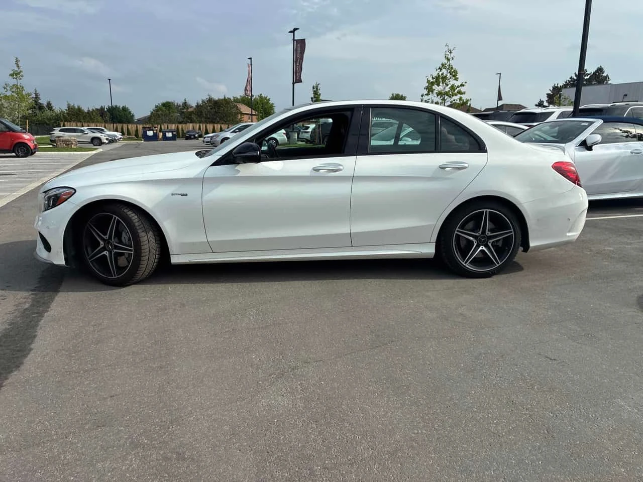 Mercedes-Benz C 43 AMG 4MATIC * ГЛАВНО ПРЕДСТАВИТЕЛСТВО НА MERCEDES* , снимка 3 - Автомобили и джипове - 54847125