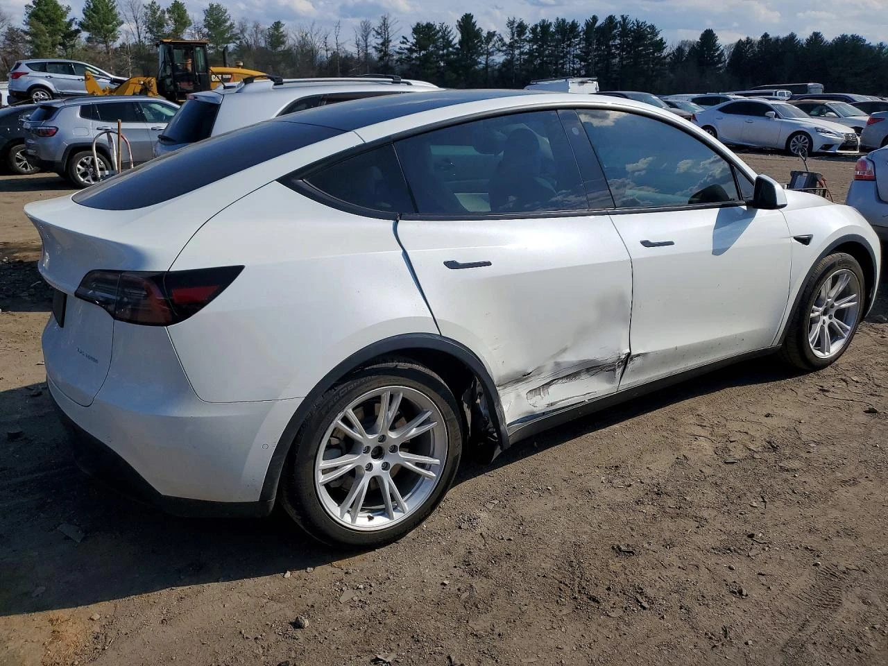 Tesla Model Y Long Range Dual Motor AWD, снимка 3 - Автомобили и джипове - 54980833