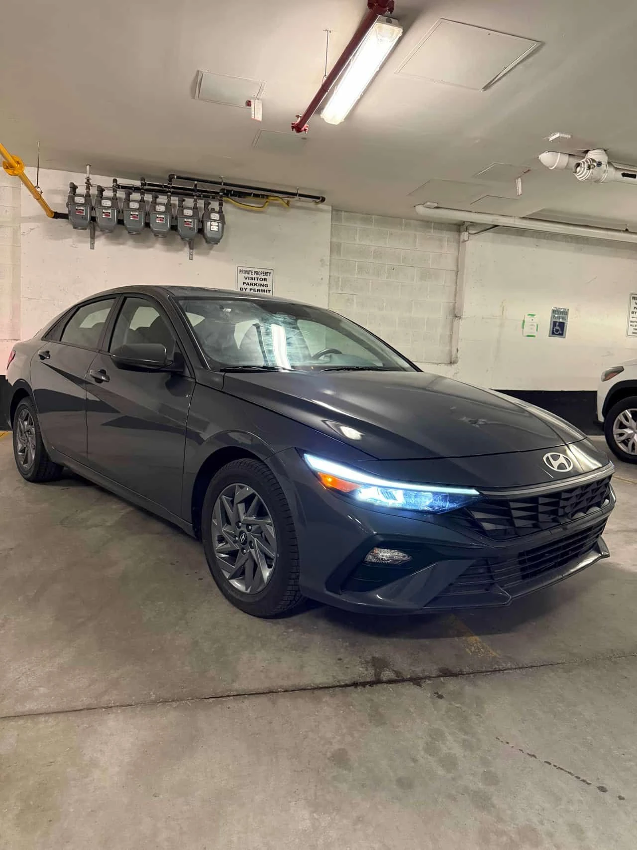 Hyundai Elantra * Preferred * CARFAX * ПАНО * KEYLESS * ПОДГРЕВИ