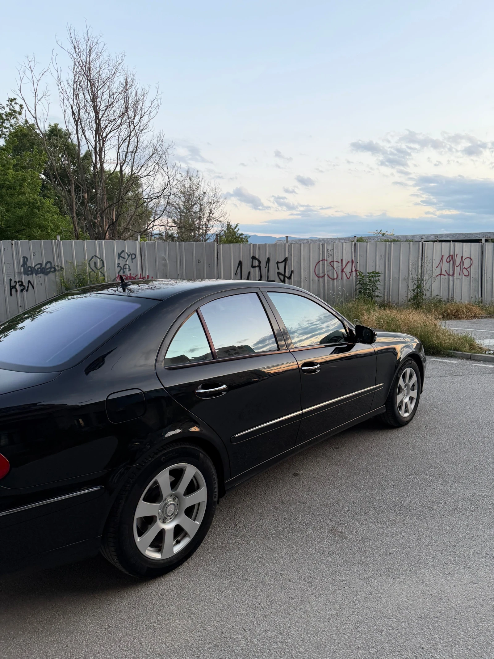 Mercedes-Benz E 350 4MATIC BRC ГАЗОВА, снимка 3 - Автомобили и джипове - 55126961